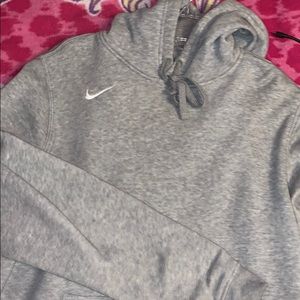 🤍Grey Nike pullover hoodie🤍